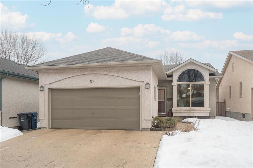 Open House. Open House on Sunday, February 18, 2024 2:00PM - 4:00PM
52 Hedgestone
4 bed 3 bath home in River Park South St. Vital
Features, Newer Windows, HE Furnace, Shingles, Updated kitchen, bathrooms, flooring, paint and much much more.